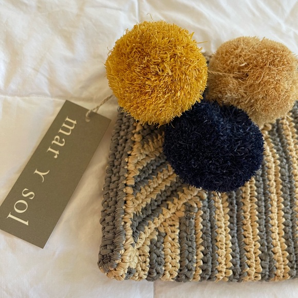 MAR Y SOL
SONIA CLUTCH Brand New with Tag - Picture 5 of 7